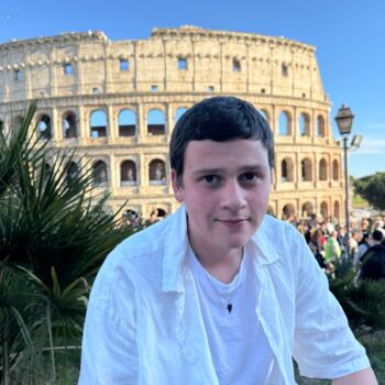 בייביסיטר חיפה: Illia