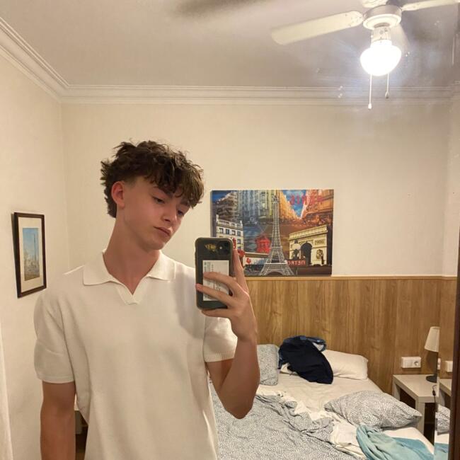 Babysitter in Lyon: Wiktor