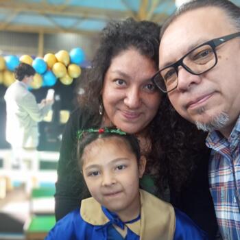 Trabajo para niñera en Valparaíso: trabajo de niñera Rolando Carvallo