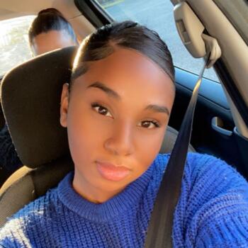 Babysitter in Belfort: Kaëna