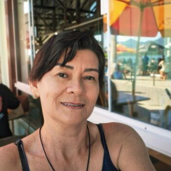 Babysitter Joinville: Samia
