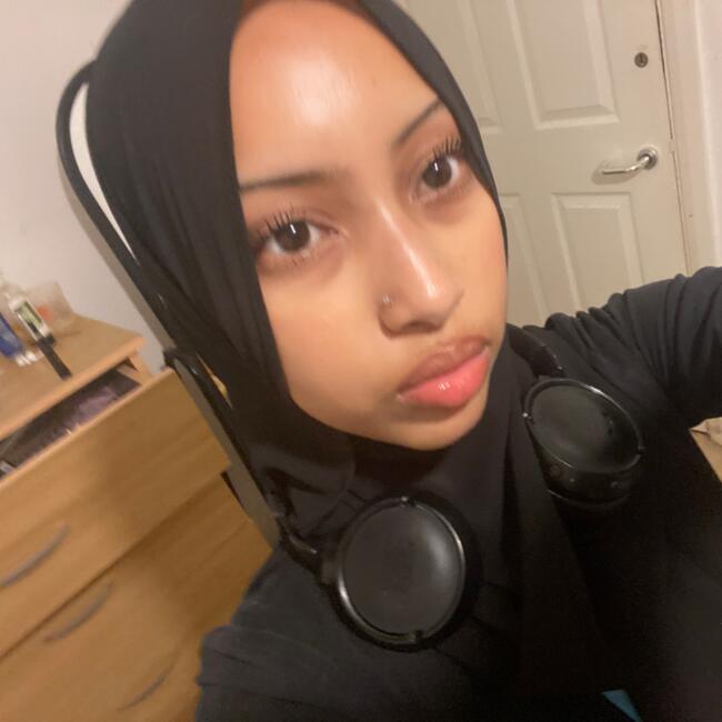 Babysitter in London: Maryam