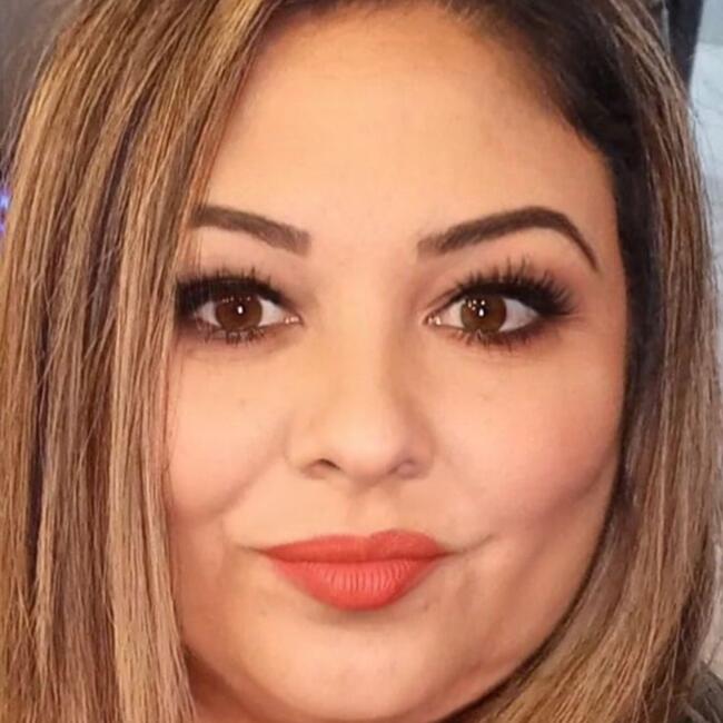 Babysitter in Colombo: ADRIANA MIRIAM