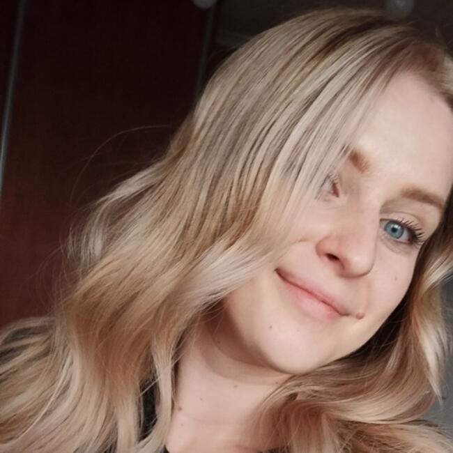 Opiekunka do dziecka w Bytom: Sylwia