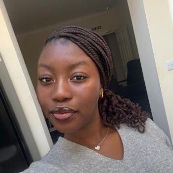 Babysitter Egham: Ruth