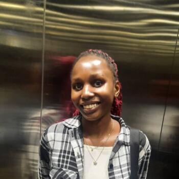 Babysitter in Bulawayo: Nicole