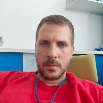 Babysitting job in Futog: babysitting job Radomir