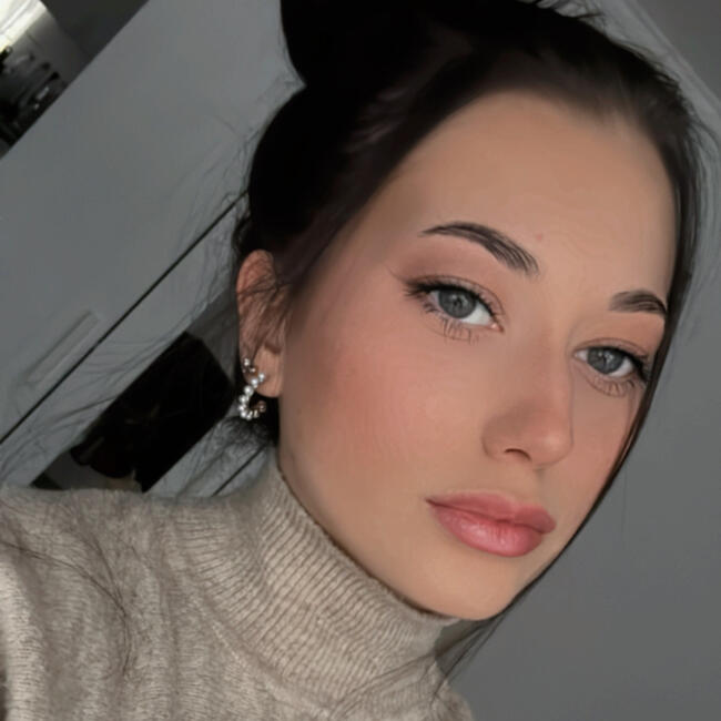 Babysitter in Erdőkertes: Bianka