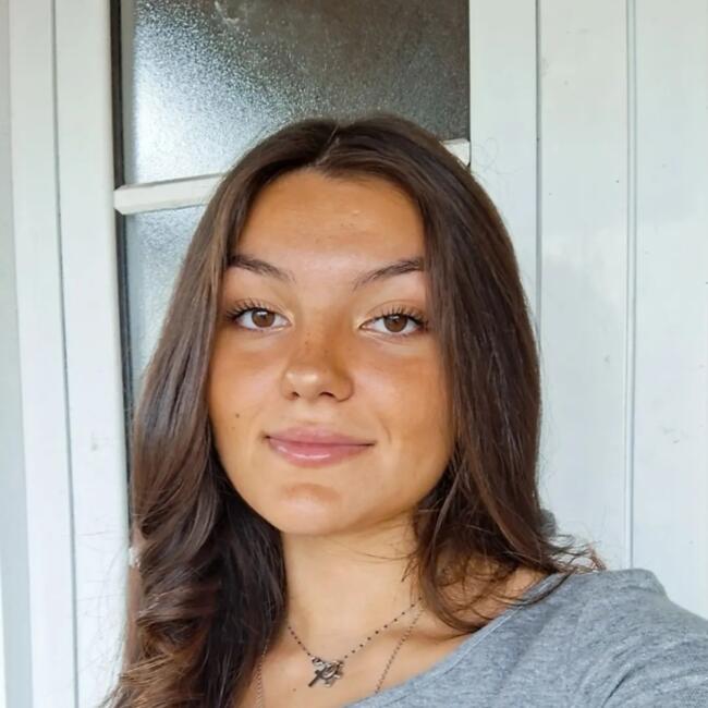 Babysitter em Funchal: Rosana