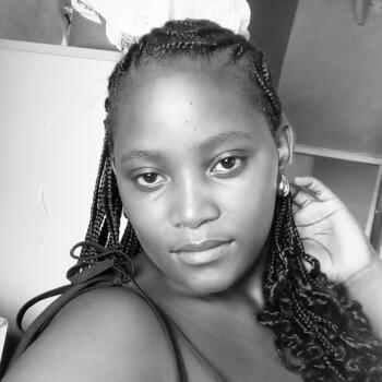 Babysitter in Kimberley: Nozipho