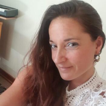 Babysitter Etobicoke: Andrea