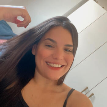 Babysitter in Araçatuba: Kaylaine