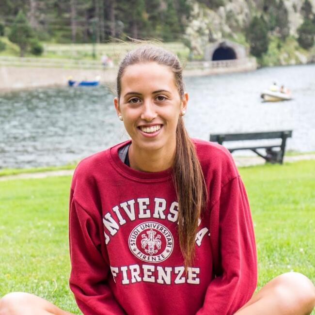 Babysitter in Girona: Paula