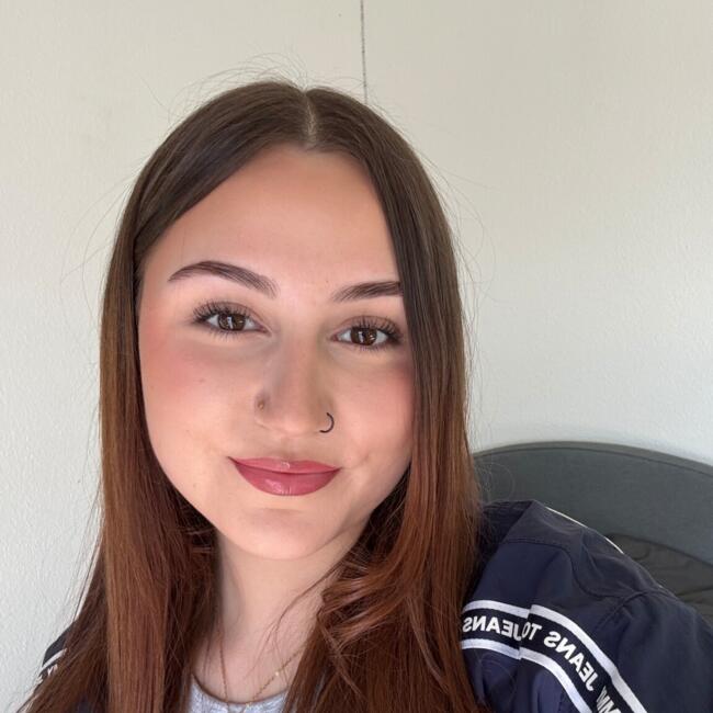 Babysitter in Prague: Chantal