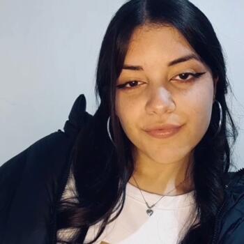 Babá em São Leopoldo: Karen