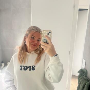 Babysitter in Drysdale: Bethany