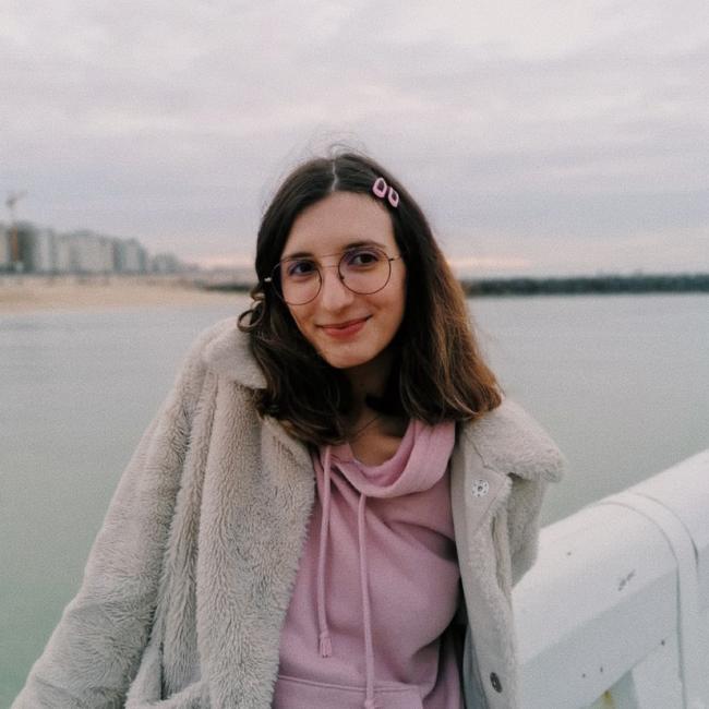 Babysitter in Woluwe-Saint-Lambert: Louise