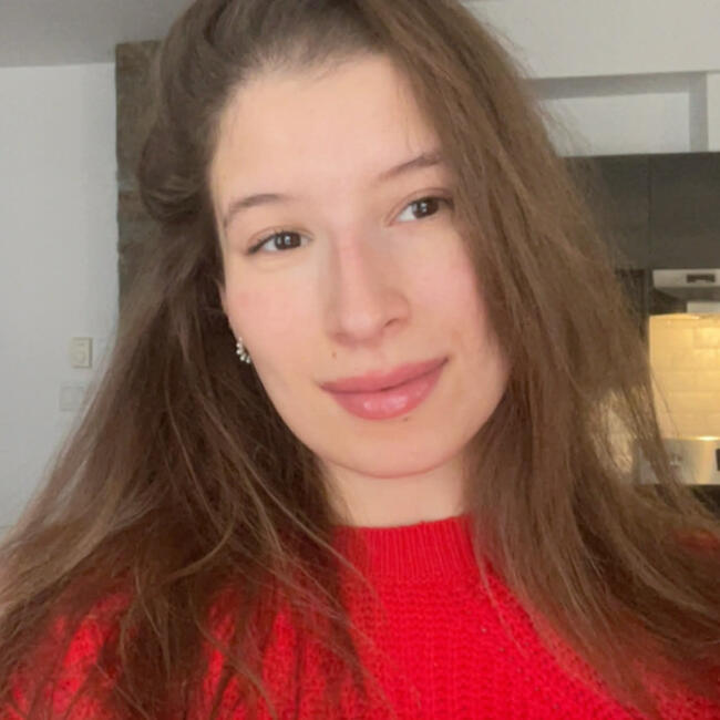 Baby-sitter in Montréal: Cyrine