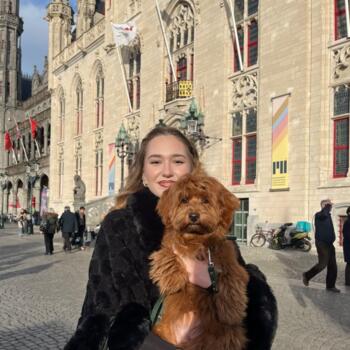 Babysitter Luxembourg: Mya