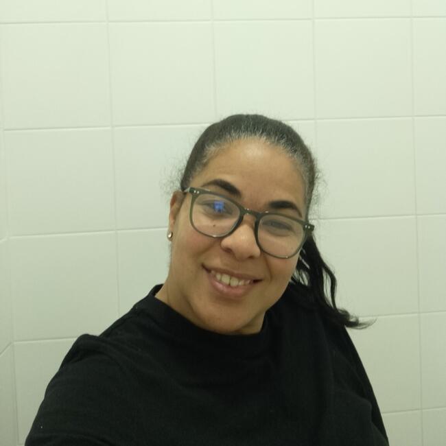 Babysitter in Vila Nova de Gaia: Isabel