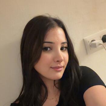 Babysitter in Colombes: Sara