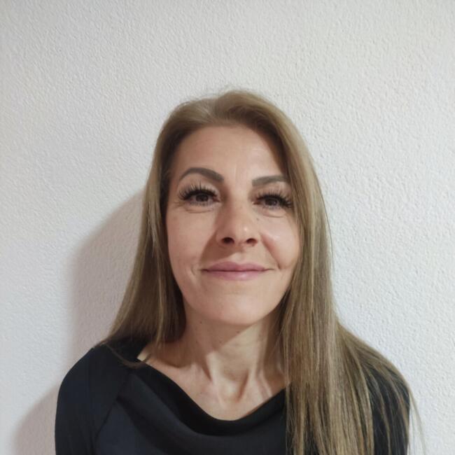 Babysitter in Niš: Violeta