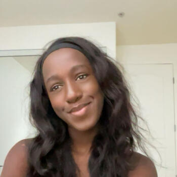 Baby-sitter Saskatoon: Dahlia