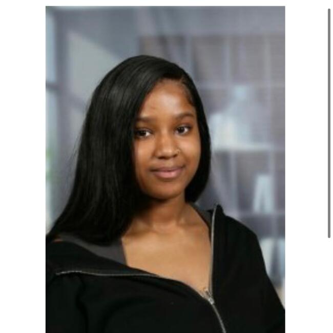 Babysitter in Aubervilliers: Maya