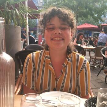 Babysitter in Dinard: Léa