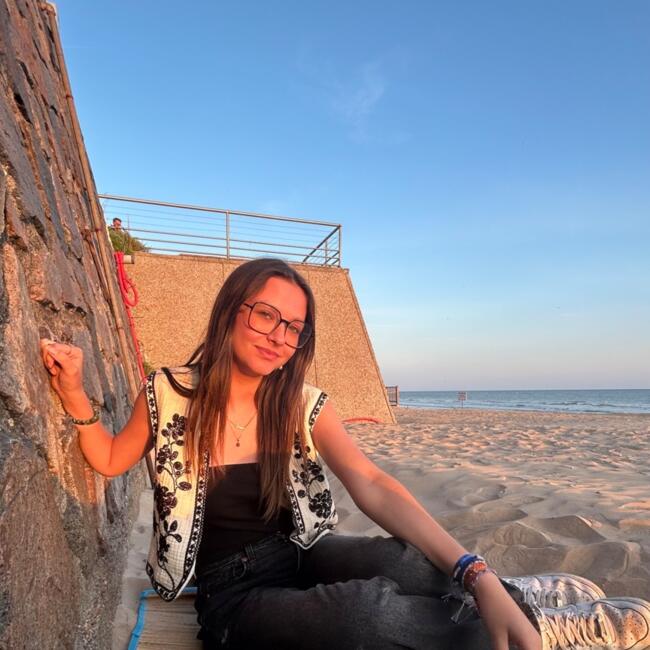 Babysitter in Angers: Chloé