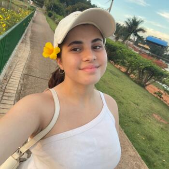 Babá Rio de Janeiro: Lara