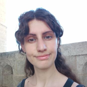 Canguro en Hospitalet de Llobregat: Neva García Navinés