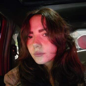 Babysitter in Porirua: Alice