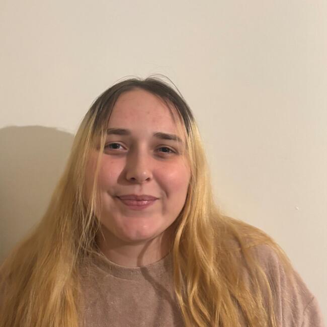 Babysitter in Basildon: Libby