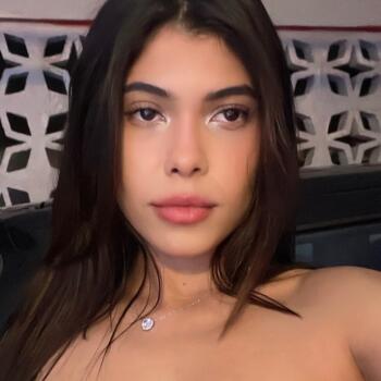 Baby-sitter in Bayamón: Amie