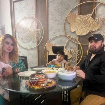 Babysitting job in Ghaziabad: babysitting job Puneet