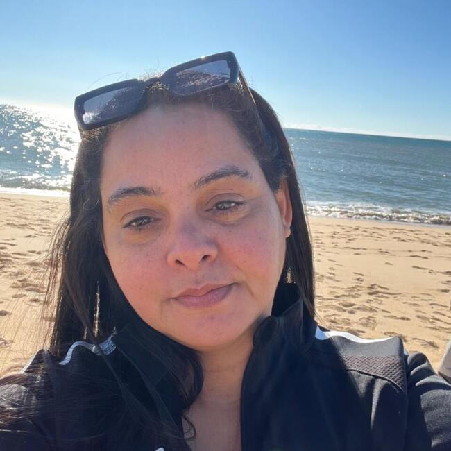 Babysitter in Faro: Suelen