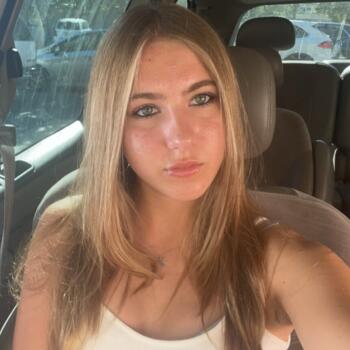 Babysitter in Portola Valley: Tindra