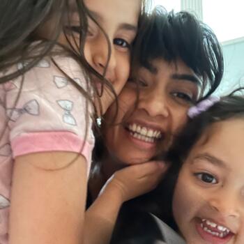 Babysitting job in Winnipeg: babysitting job Sneha