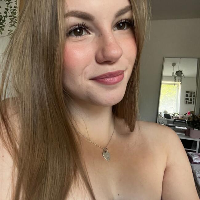 Babysitter in Chrudim: Elena