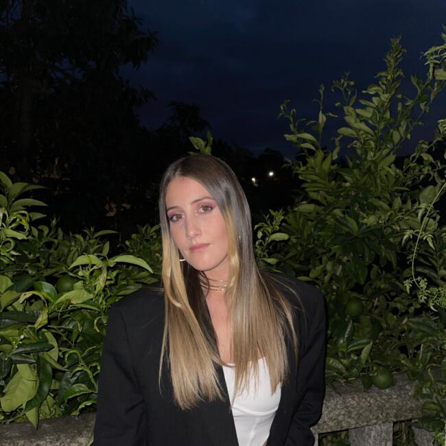 Babysitter in Portas: Elisa