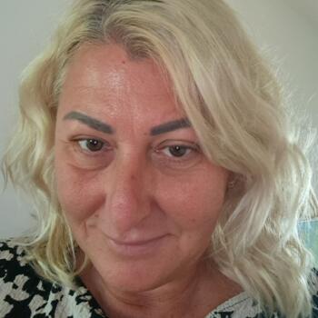 Babysitter in Đakovo: Zeljka