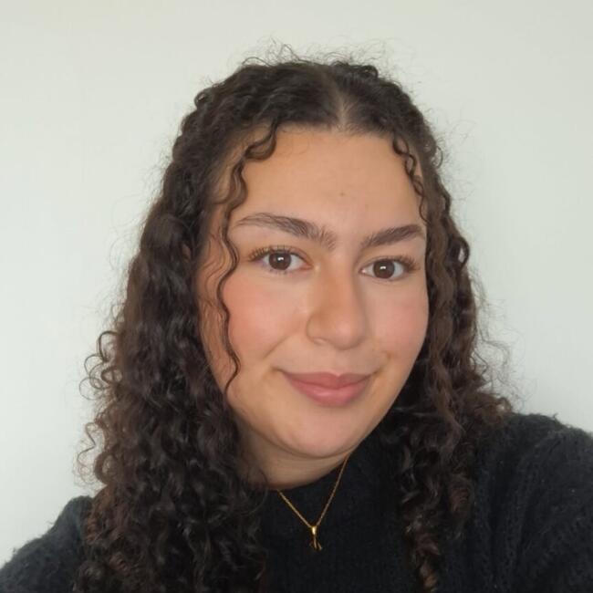 Babysitter in Melbourne: Noa