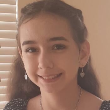 Babysitter in Naperville: Elyana