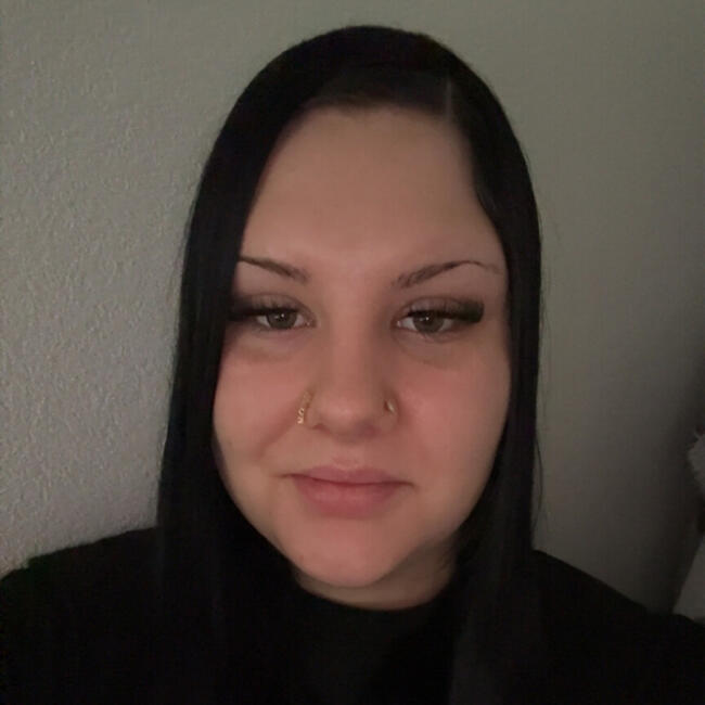 Babysitter in Boudry: Thylia