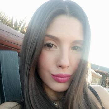 Babysitting job in Ingeniero White: babysitting job Eva