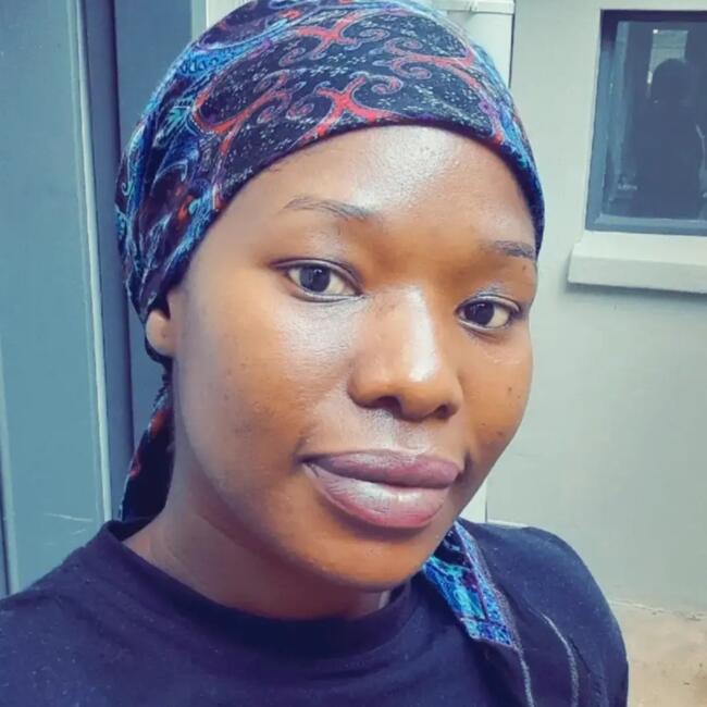 Babysitter in Centurion: Cynthia