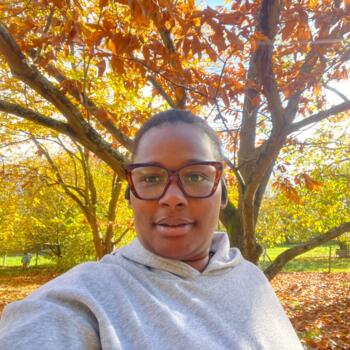 Job de garde d'enfants à Châtenay-Malabry: job de garde d'enfants Melyna