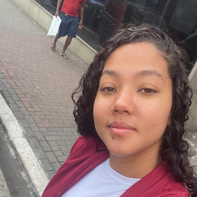 Babysitter in Duque de Caxias: Vitoria