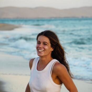 Babysitter in Le Bouscat: Eve